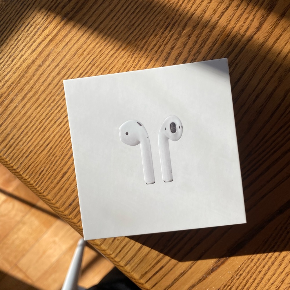 Apple airpods 2nd gen